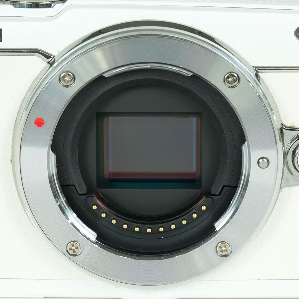 OLYMPUS PEN Lite E-PL7 ボディ ホワイト OLYMPUS PEN Lite E-PL7 ボディ ホワイト