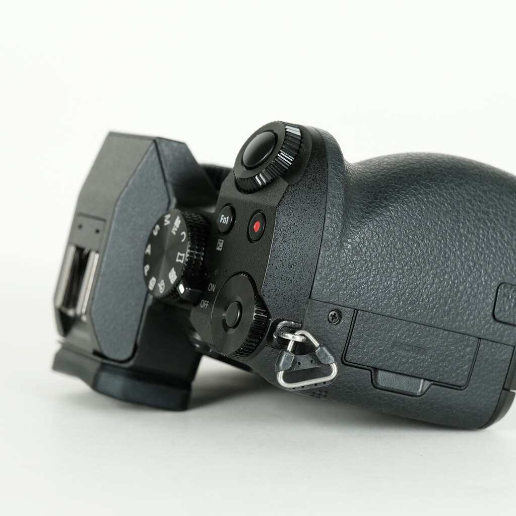 Panasonic LUMIX DMC-G7 ボディ