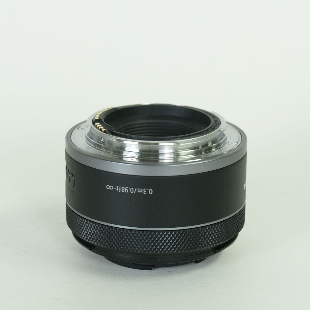 Canon RF50mm F1.8 STM Canon RF50mm F1.8 STM