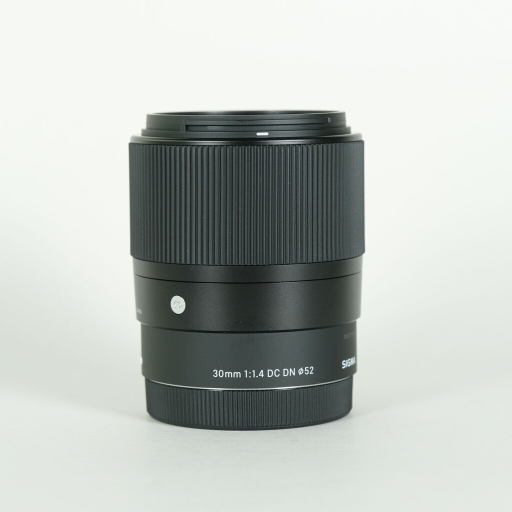 SIGMA 30mm F1.4 DC DN｜Contemporary [ソニーE用]の出品 | ONE SCENE