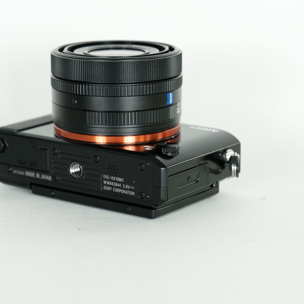 SONY Cyber-shot DSC-RX1RM2