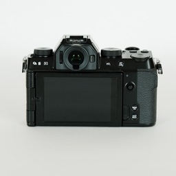 FUJIFILM X-S10