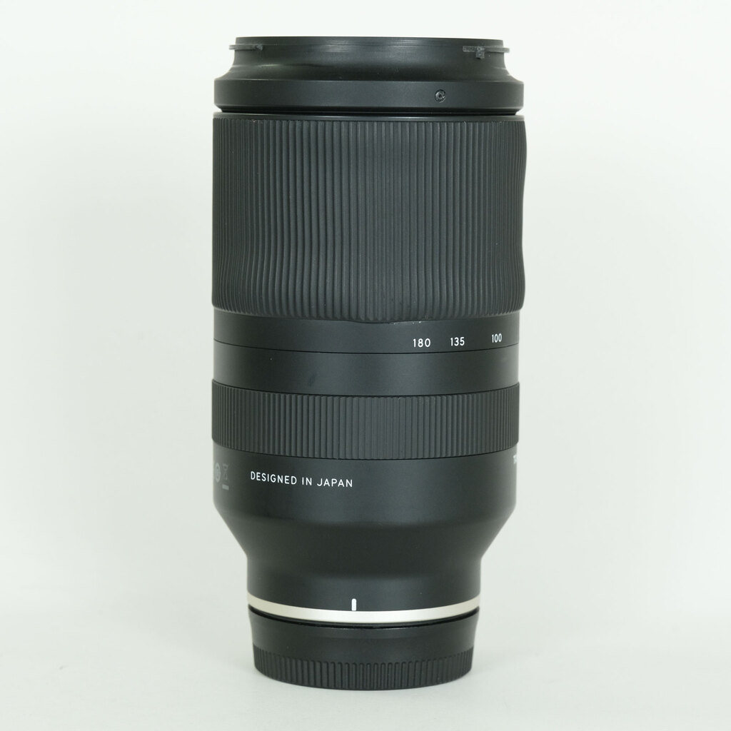 TAMRON 70-180mm F/2.8 Di III VXD (Model A056) [ ソニーE用 ]