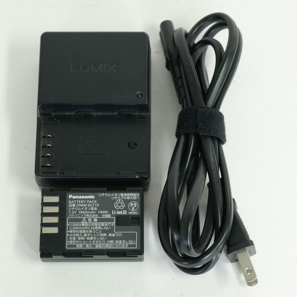 Panasonic LUMIX DMC-GH4