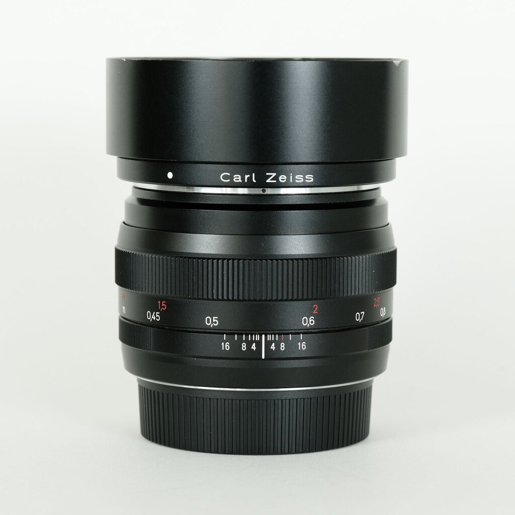 Carl Zeiss Planar T* 50mm F1.4 ZE [キヤノンEF用]