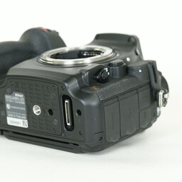 Nikon D850