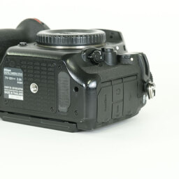 Nikon D500