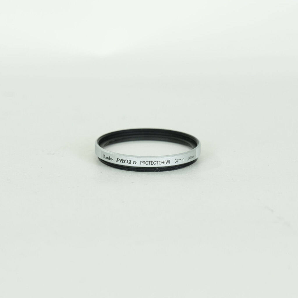 OLYMPUS M.ZUIKO DIGITAL 17mm F2.8 シルバー