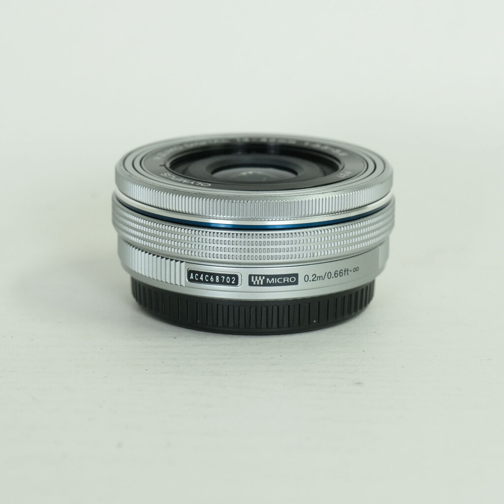 OLYMPUS M.ZUIKO DIGITAL ED 14-42mm F3.5-5.6 EZ シルバー