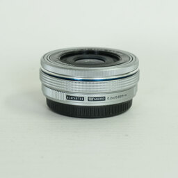 OLYMPUS M.ZUIKO DIGITAL ED 14-42mm F3.5-5.6 EZ シルバー