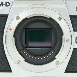 OLYMPUS OM-D E-M10 Mark III