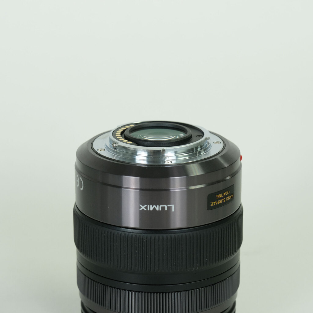 Panasonic LUMIX G X VARIO 12-35mm / F2.8 ASPH. / POWER O.I.S. Panasonic LUMIX G X VARIO 12-35mm / F2.8 ASPH. / POWER O.I.S.