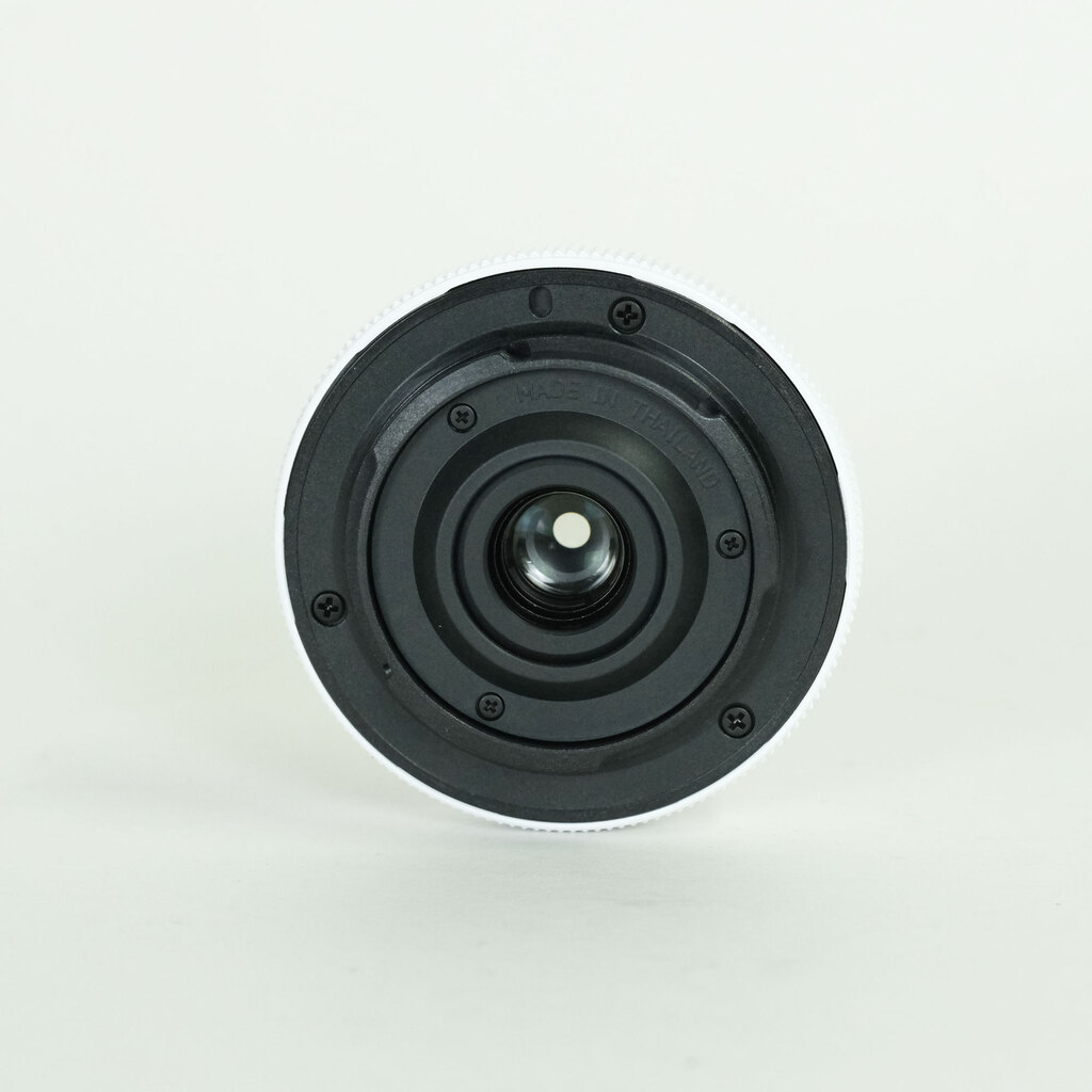 OLYMPUS フィッシュアイボディキャップレンズ(9mm F8.0 FISHEYE) BCL-0980 ホワイト OLYMPUS フィッシュアイボディキャップレンズ(9mm F8.0 FISHEYE) BCL-0980 ホワイト