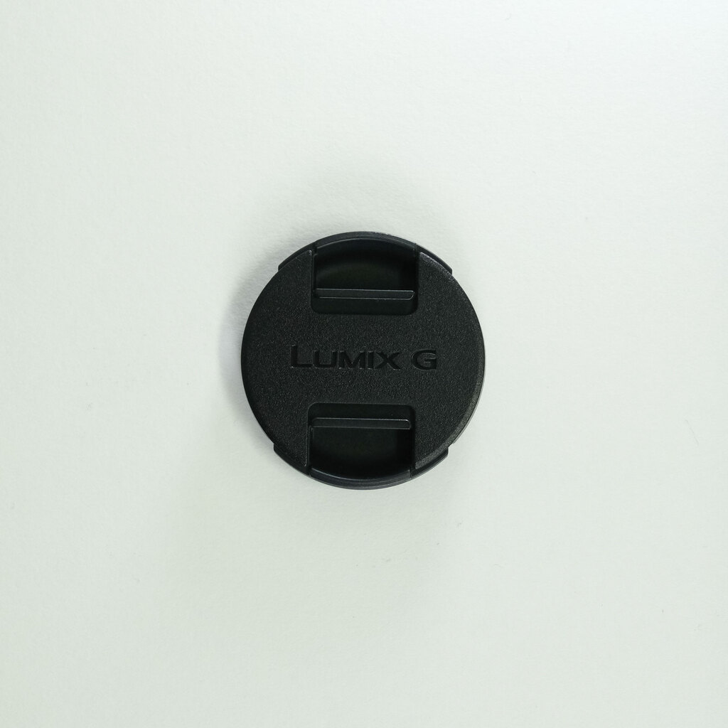 Panasonic LUMIX G VARIO 12-32mm / F3.5-5.6 ASPH. / MEGA O.I.S.