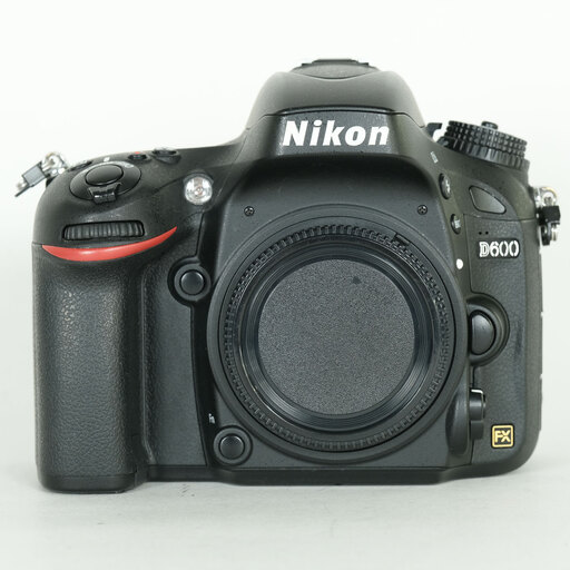 Nikon D600