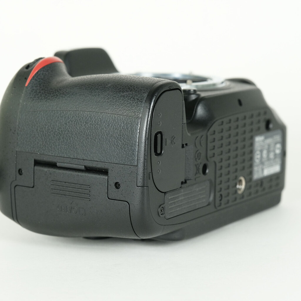 Nikon D7100