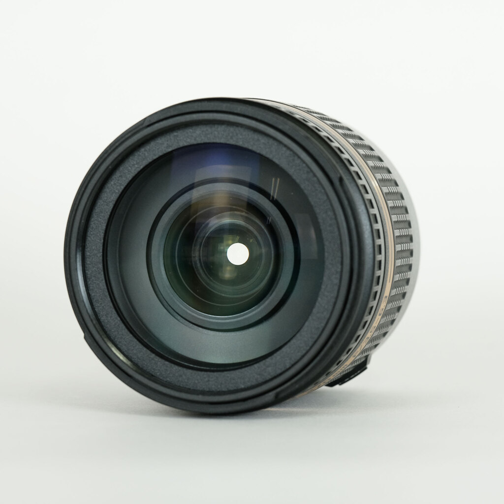 TAMRON 18-270mm F3.5-6.3 DiII VC PZD/Model B008E（キヤノンEF用）