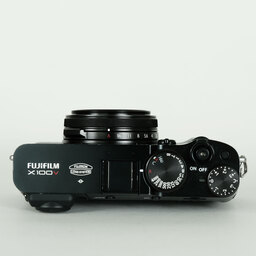 FUJIFILM X100V ブラック
