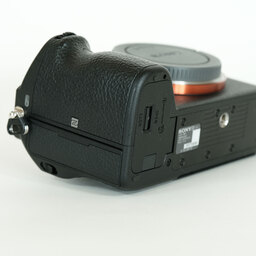 SONY α7 III(ILCE-7M3) SONY α7 III(ILCE-7M3)