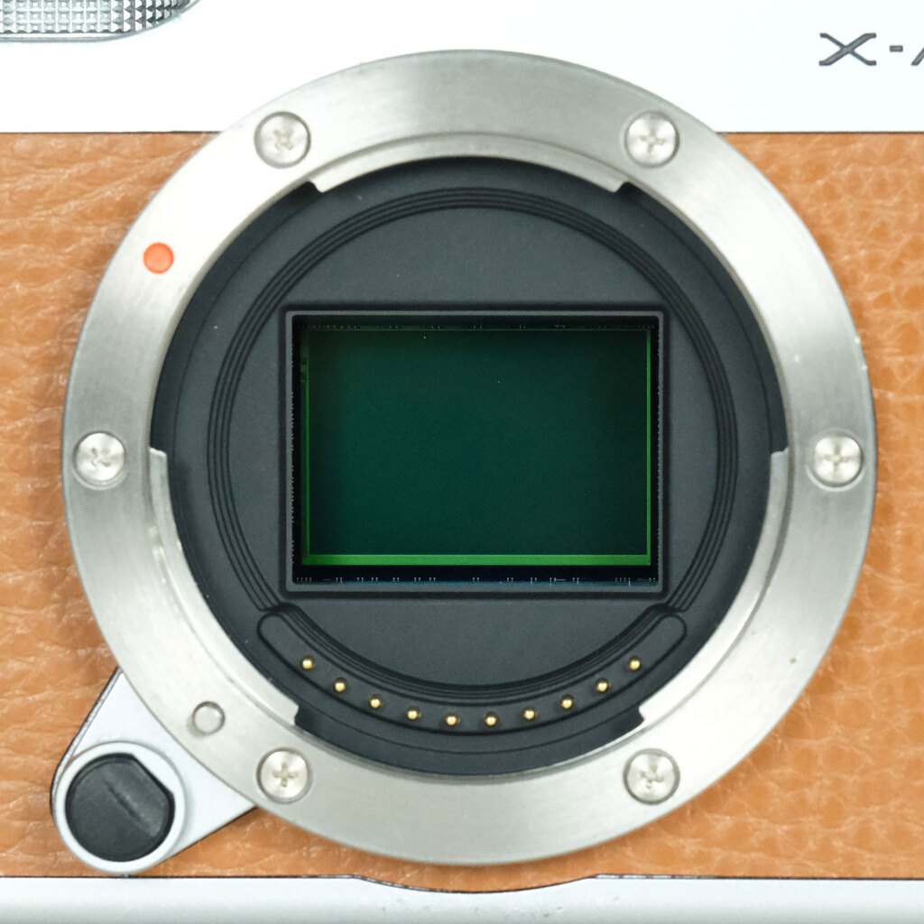 FUJIFILM X-A2 ボディ ブラウン