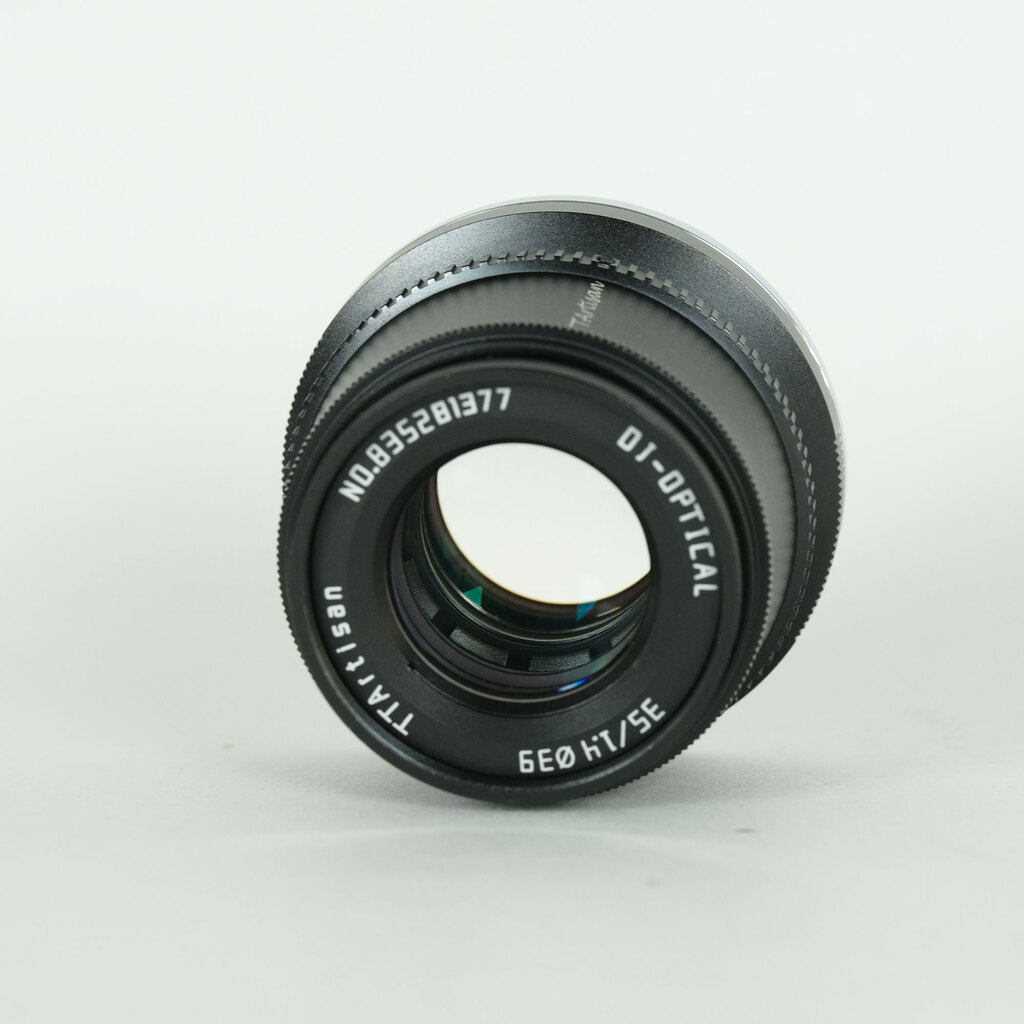 TTArtisan 35mm f/1.4 C [フジフイルムX用]