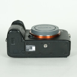 SONY α7 III（ILCE-7M3）