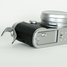 FUJIFILM X100F シルバー