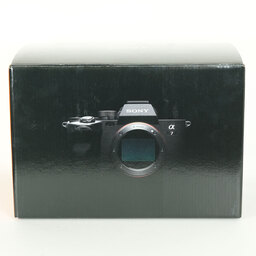 SONY α7 IV(ILCE-7M4) SONY α7 IV(ILCE-7M4)