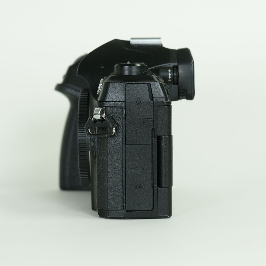 OM SYSTEM OM-1 Mark II OM SYSTEM OM-1 Mark II