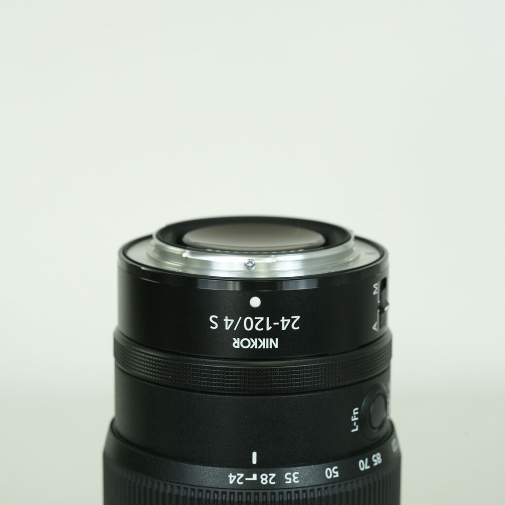 Nikon NIKKOR Z 24-120mm f/4 S Nikon NIKKOR Z 24-120mm f/4 S