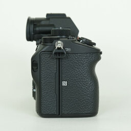 SONY α7 III（ILCE-7M3）