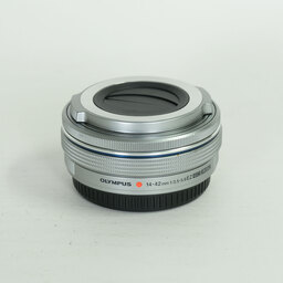 OLYMPUS M.ZUIKO DIGITAL ED 14-42mm F3.5-5.6 EZ シルバー