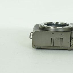 Panasonic LUMIX DC-S9N-N ZLK 広角ズームレンズキット チタンゴールド