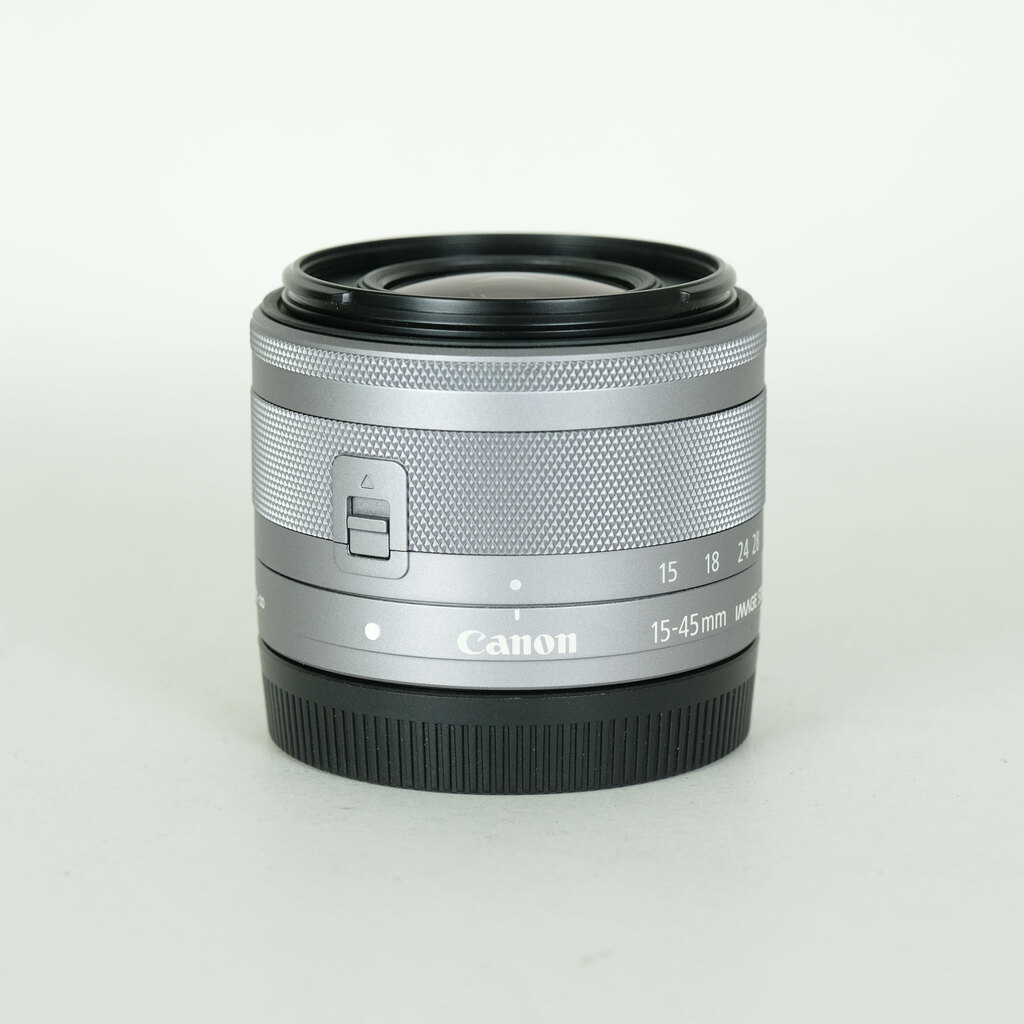 Canon EF-M15-45mm F3.5-6.3 IS STM