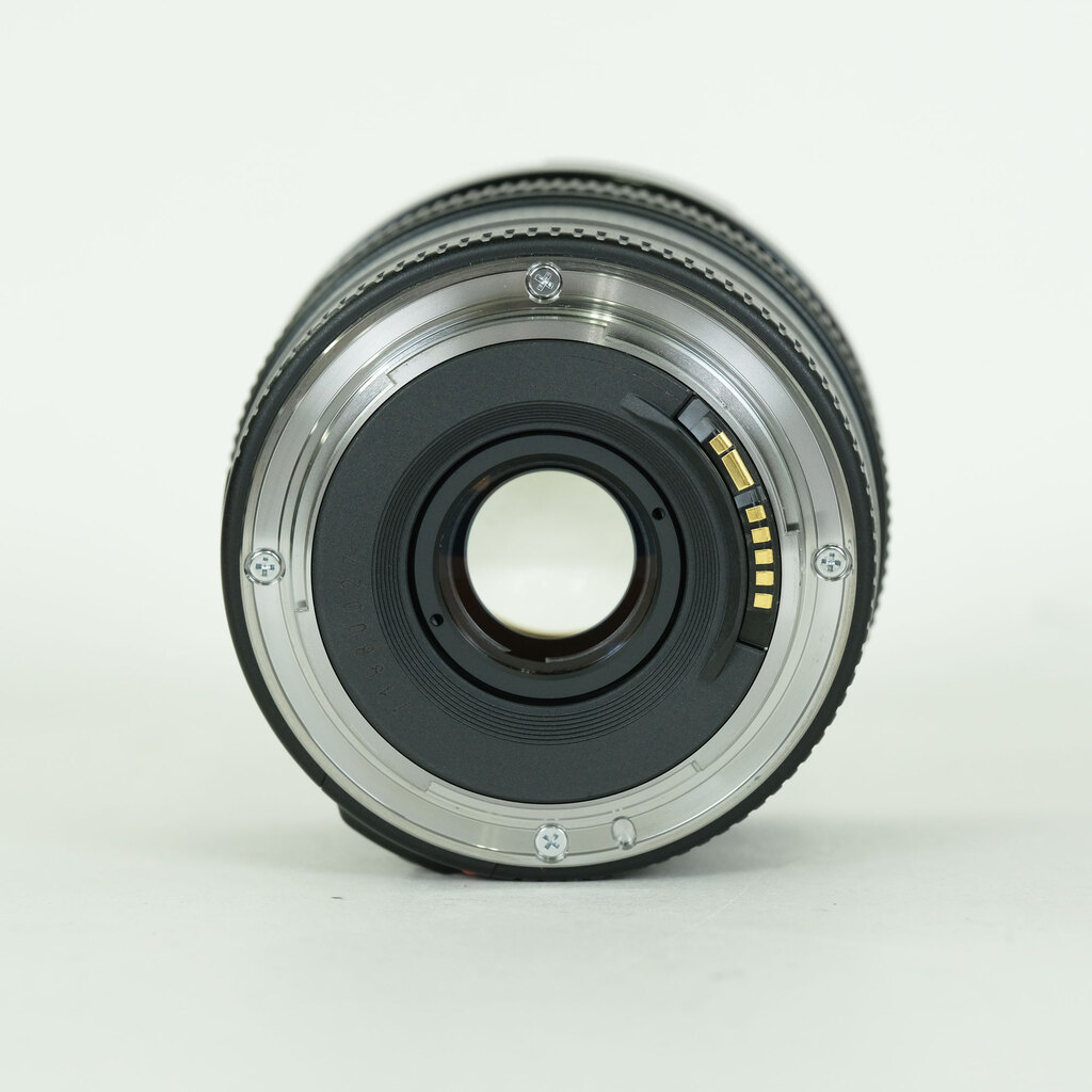 Canon EF20mm F2.8 USM Canon EF20mm F2.8 USM