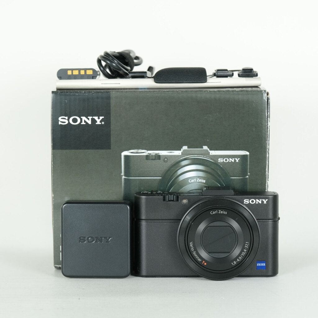 SONY Cyber-shot DSC-RX100M2の出品 | ONE SCENE（ワンシーン）