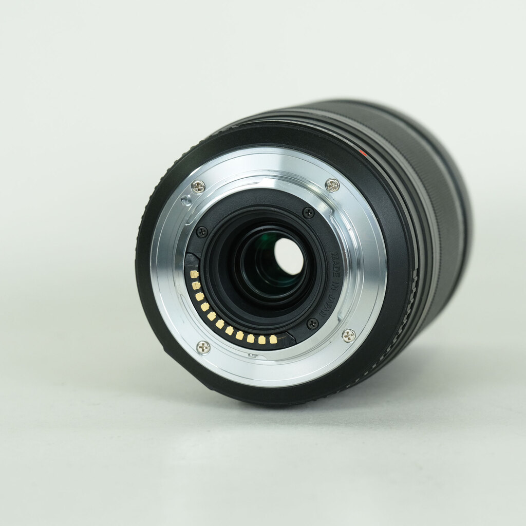 OLYMPUS M.ZUIKO DIGITAL ED 75-300mm F4.8-6.7 II