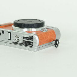 Panasonic LUMIX DC-GF10 ボディ オレンジ