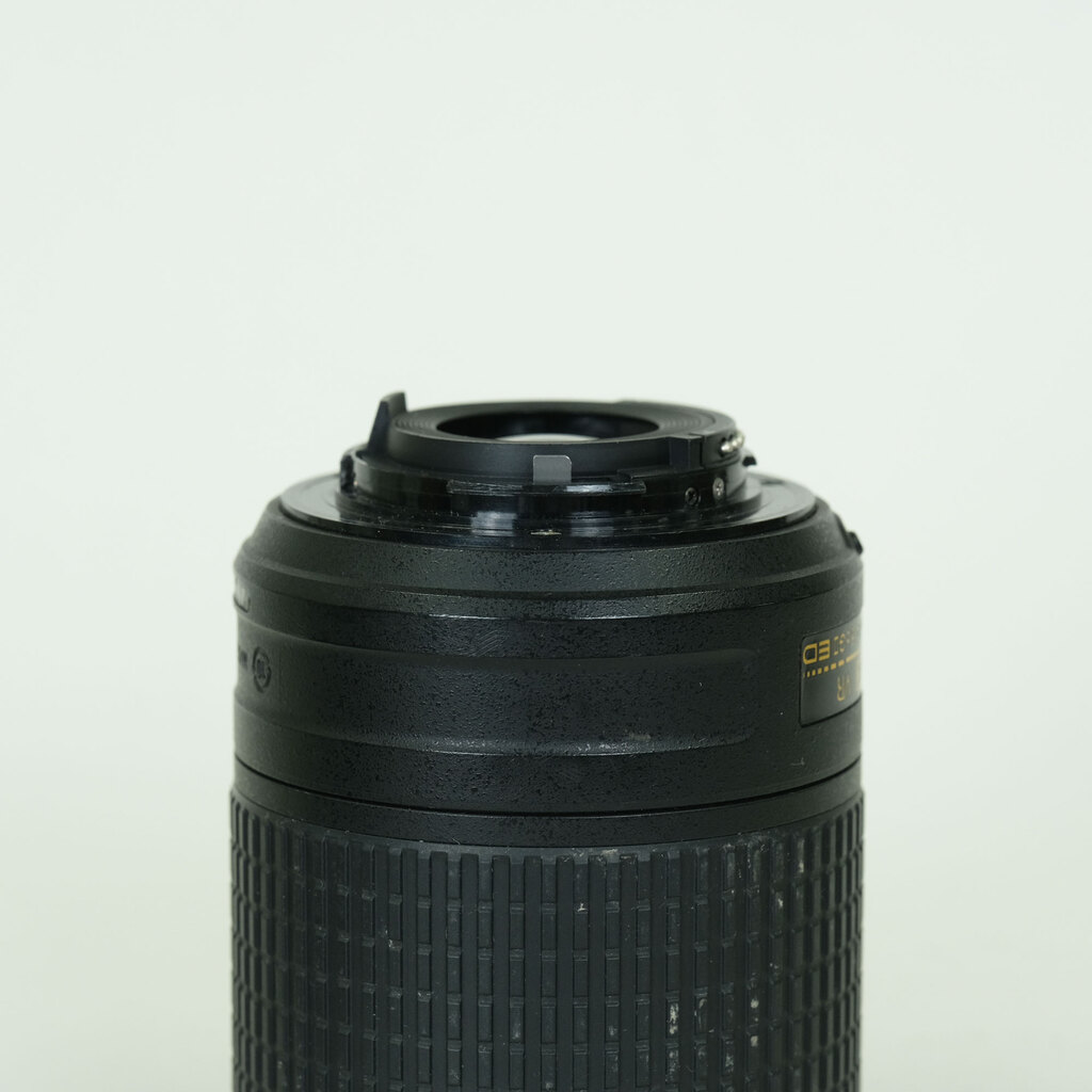Nikon AF-S DX NIKKOR 55-200mm F4-5.6G ED VR II Nikon AF-S DX NIKKOR 55-200mm F4-5.6G ED VR II