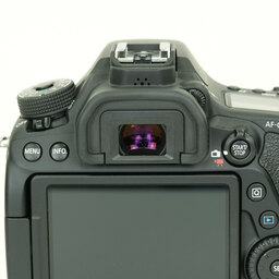 Canon EOS 80D Canon EOS 80D