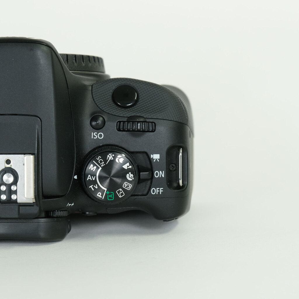 Canon EOS Kiss X7 Canon EOS Kiss X7