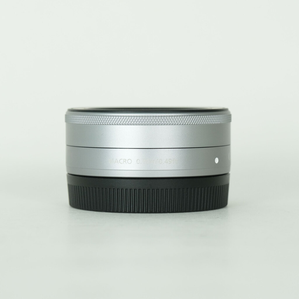 Canon EF-M22mm F2 STM [�V���o�[]