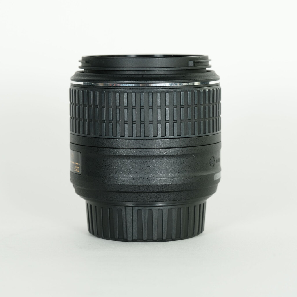 Nikon AF-S DX NIKKOR 18-55mm f3.5-5.6G VR II