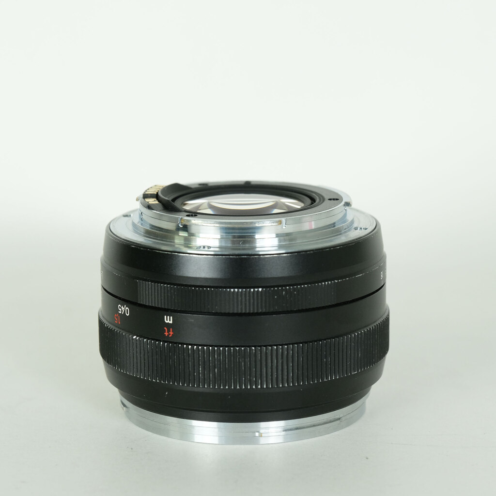 Carl Zeiss Planar T* 50mm F1.4 ZE [キヤノンEF用]