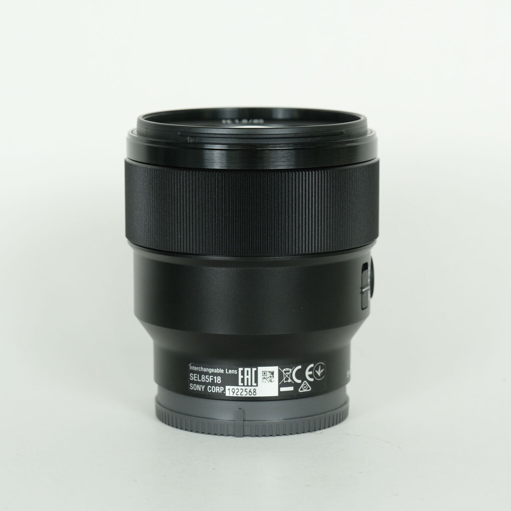 SONY FE 85mm F1.8 SEL85F18 SONY FE 85mm F1.8 SEL85F18