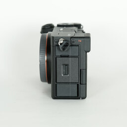 SONY α7C II（ILCE-7CM2）