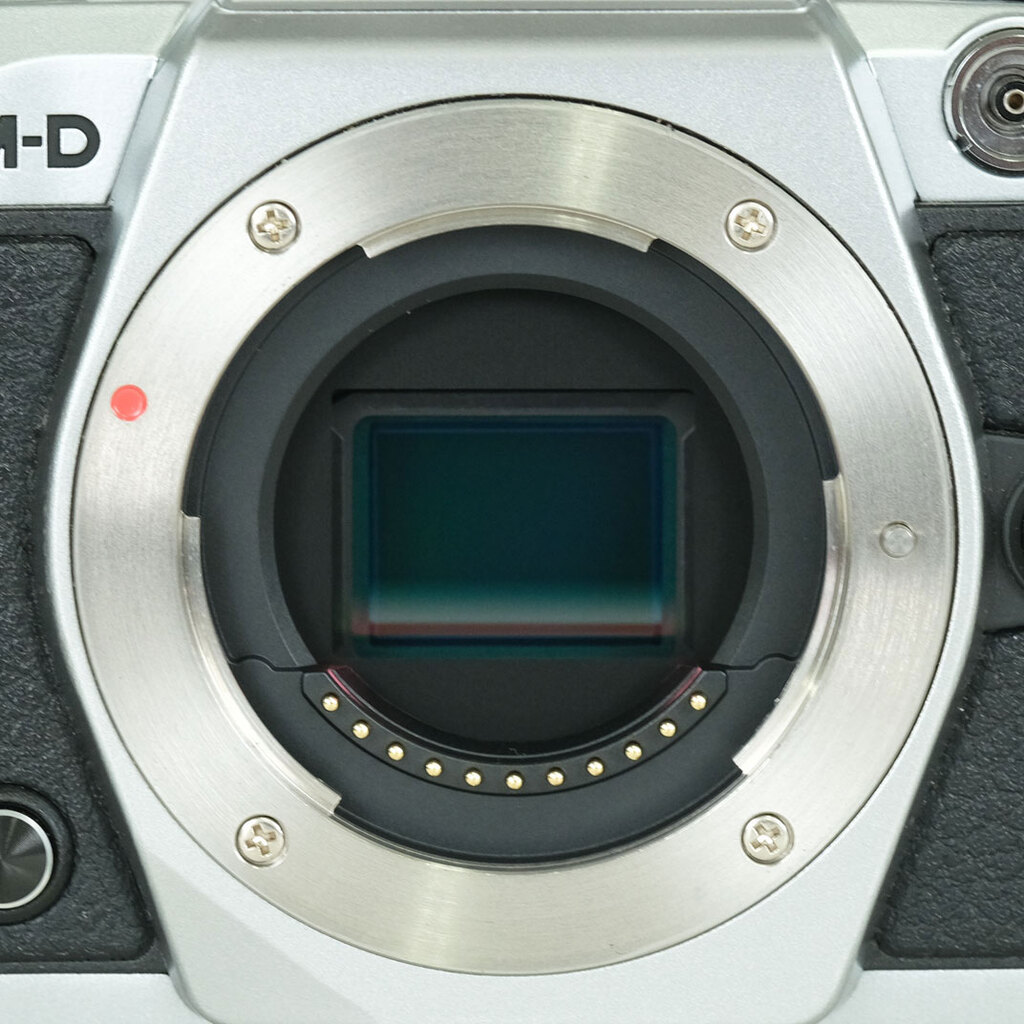 OLYMPUS OM-D E-M5 Mark II OLYMPUS OM-D E-M5 Mark II