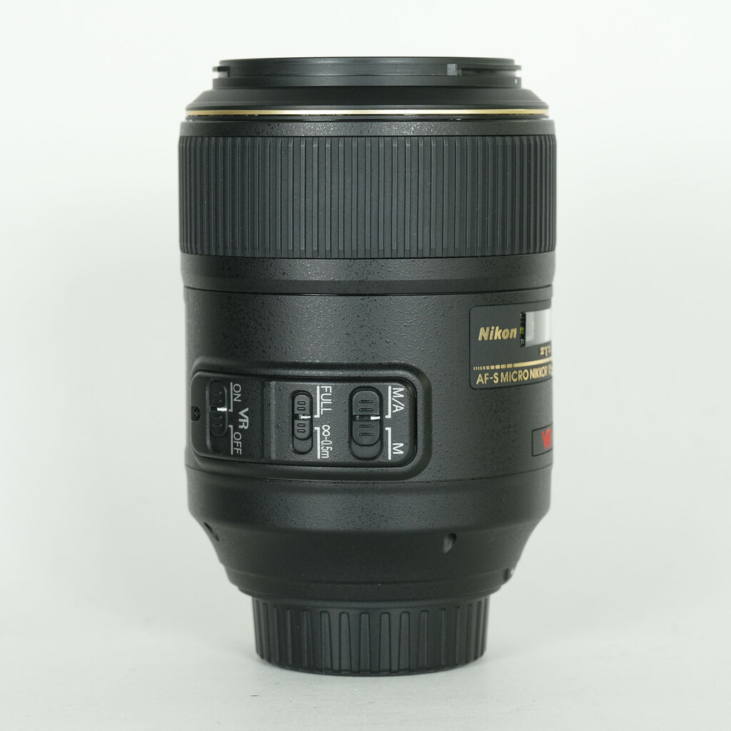 Nikon AF-S VR Micro-Nikkor 105mm f/2.8G IF-ED