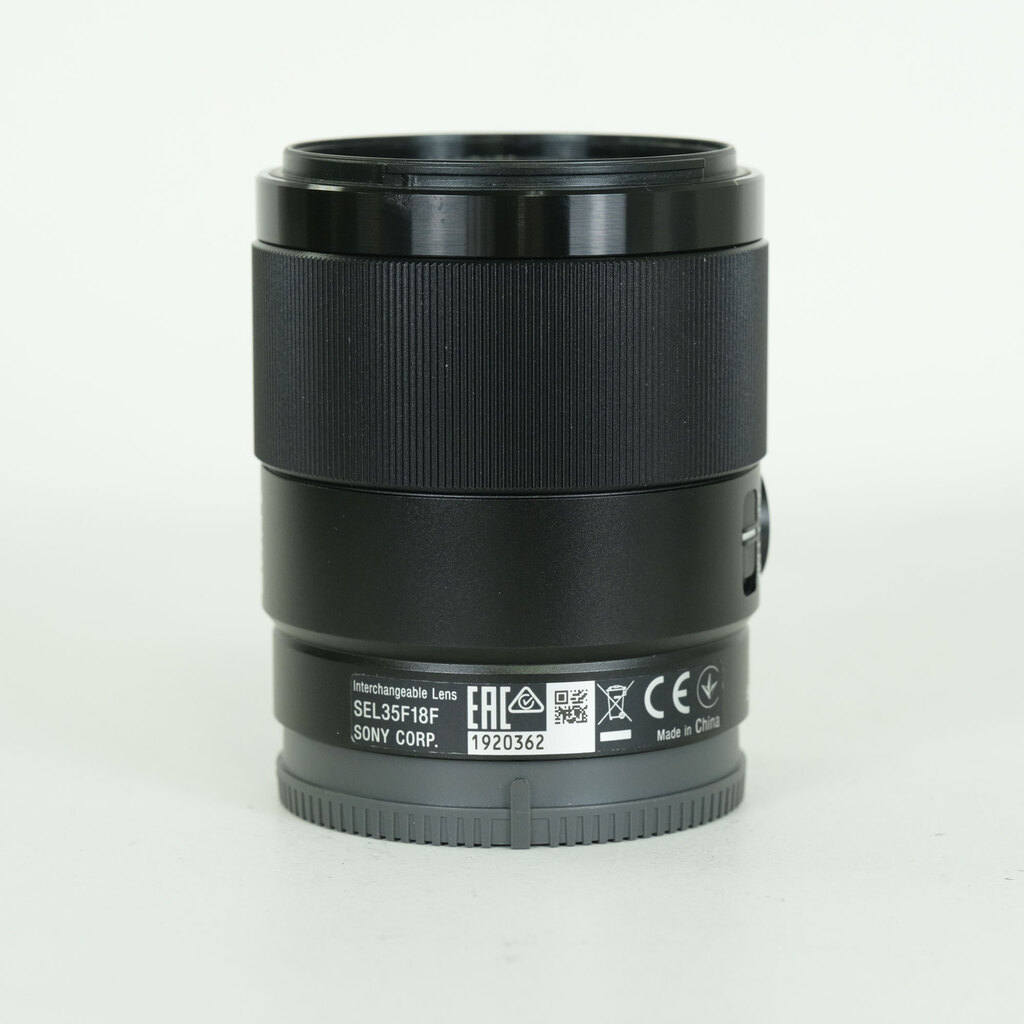 SONY FE 35mm F1.8 SEL35F18F SONY FE 35mm F1.8 SEL35F18F