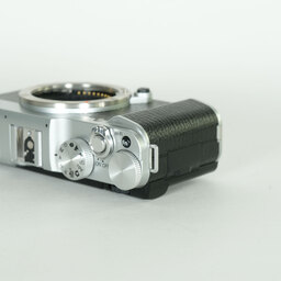 FUJIFILM X-A1 ボディ シルバー